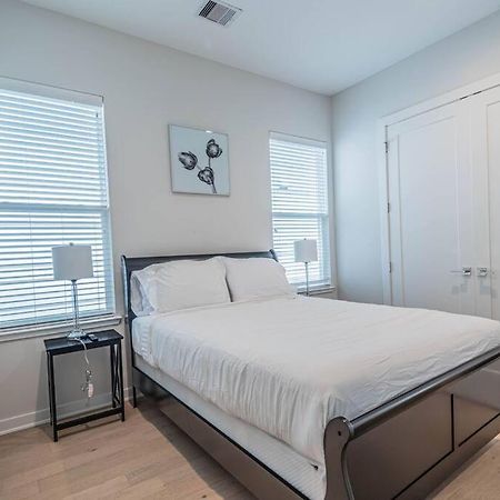 Charming 3-Bedroom Luxury Home Near Downtown, Nrg, Galleria & Medical Center Houston Exterior photo